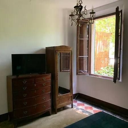 Super Attico Della Brigata Spendereccia! * מונטרוני ד'ארביה